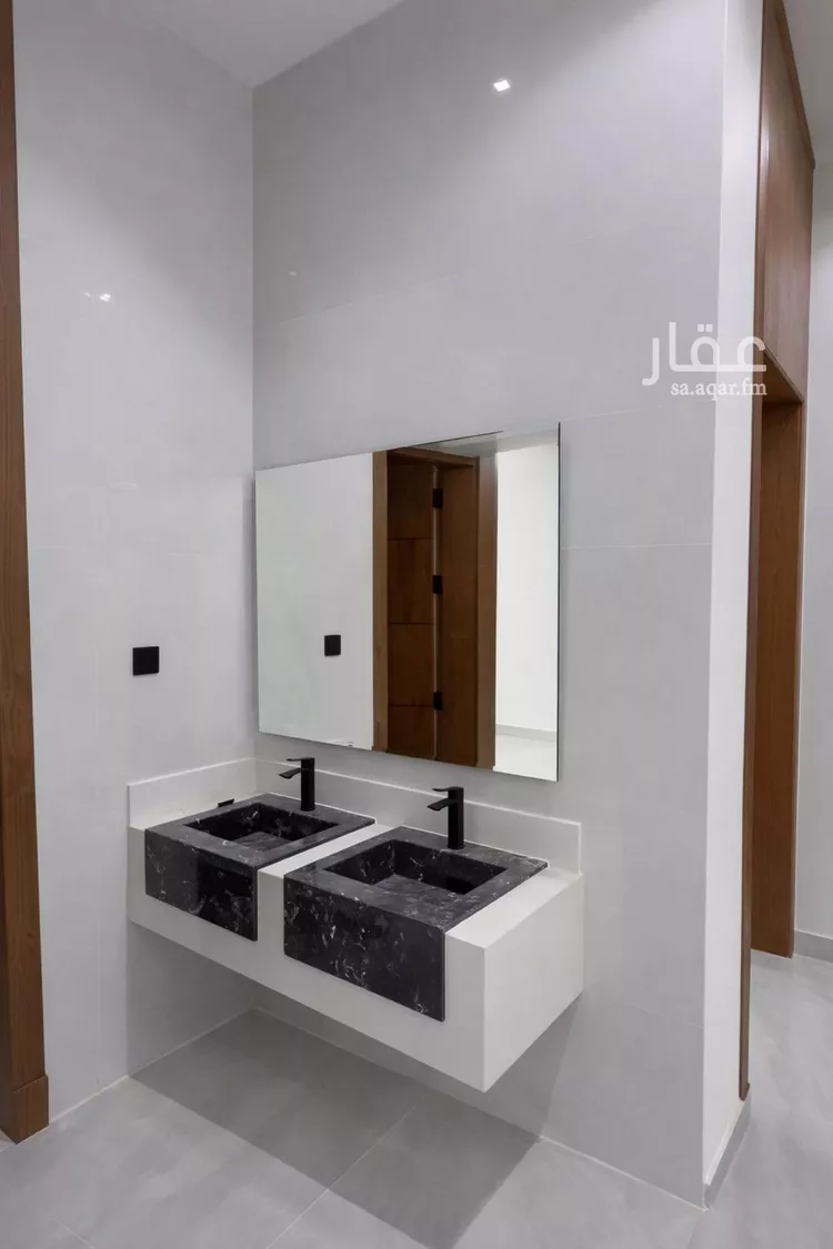فيلا للبيع في شارع البرود, حي طيبة, مدينة الرياض, منطقة الرياض 9