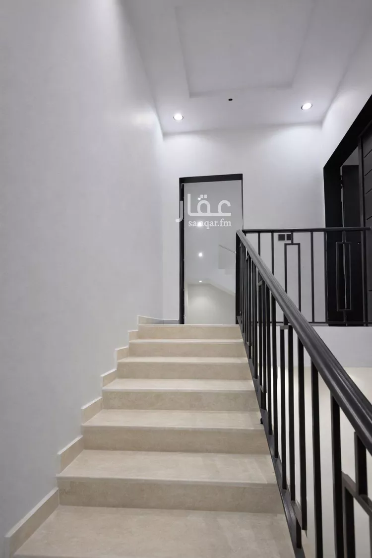 فيلا للبيع في شارع عبدالعزيز الإحسائي, حي طيبة, مدينة الرياض, منطقة الرياض صورة 2