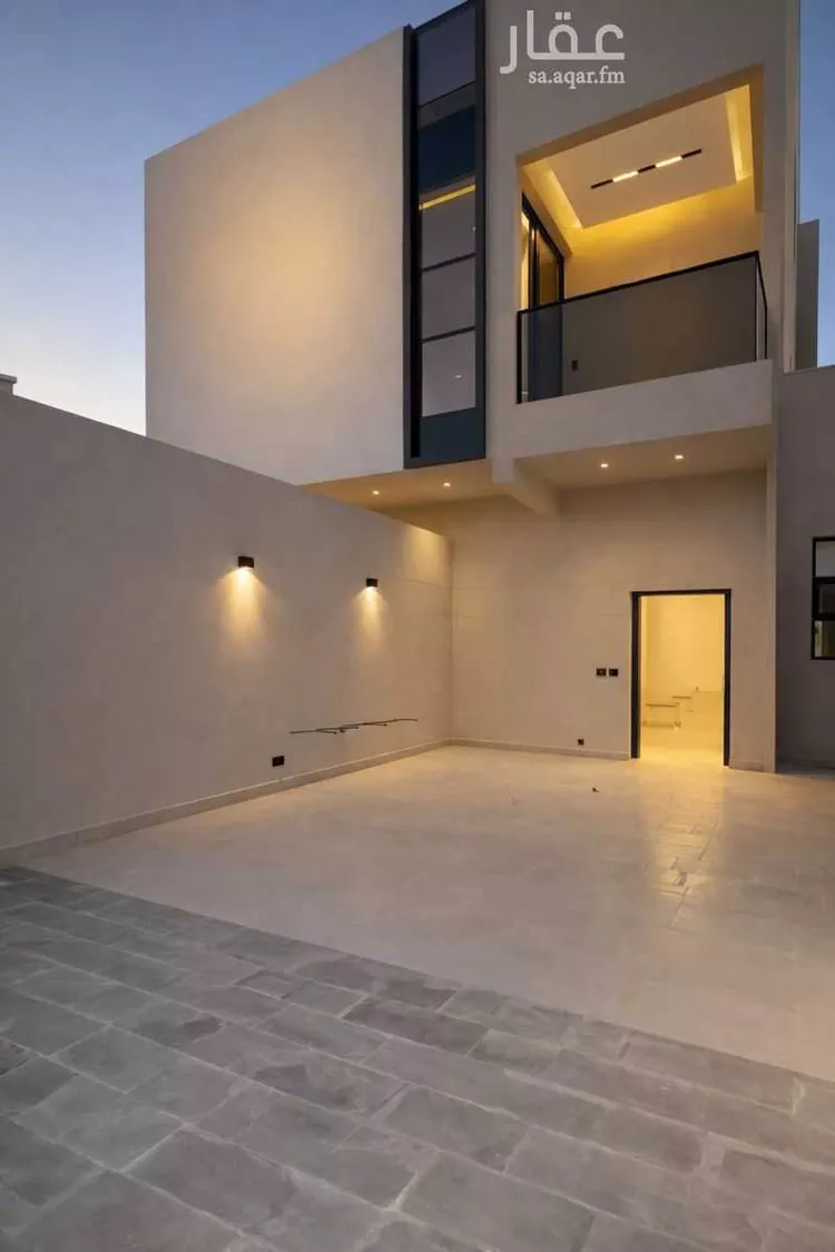Floor for Sale in Riyadh Ash Sharq 7