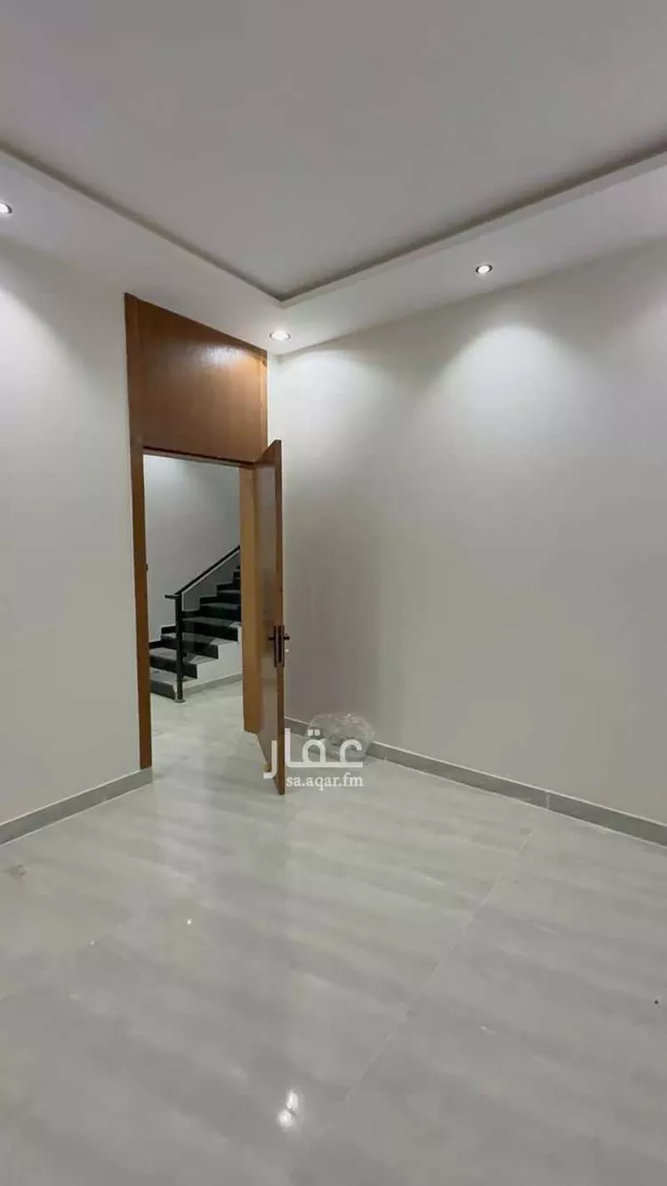 فيلا للبيع في شارع ابي الفتوح ابي الحسن, حي طيبة, مدينة الرياض, منطقة الرياض صورة 2