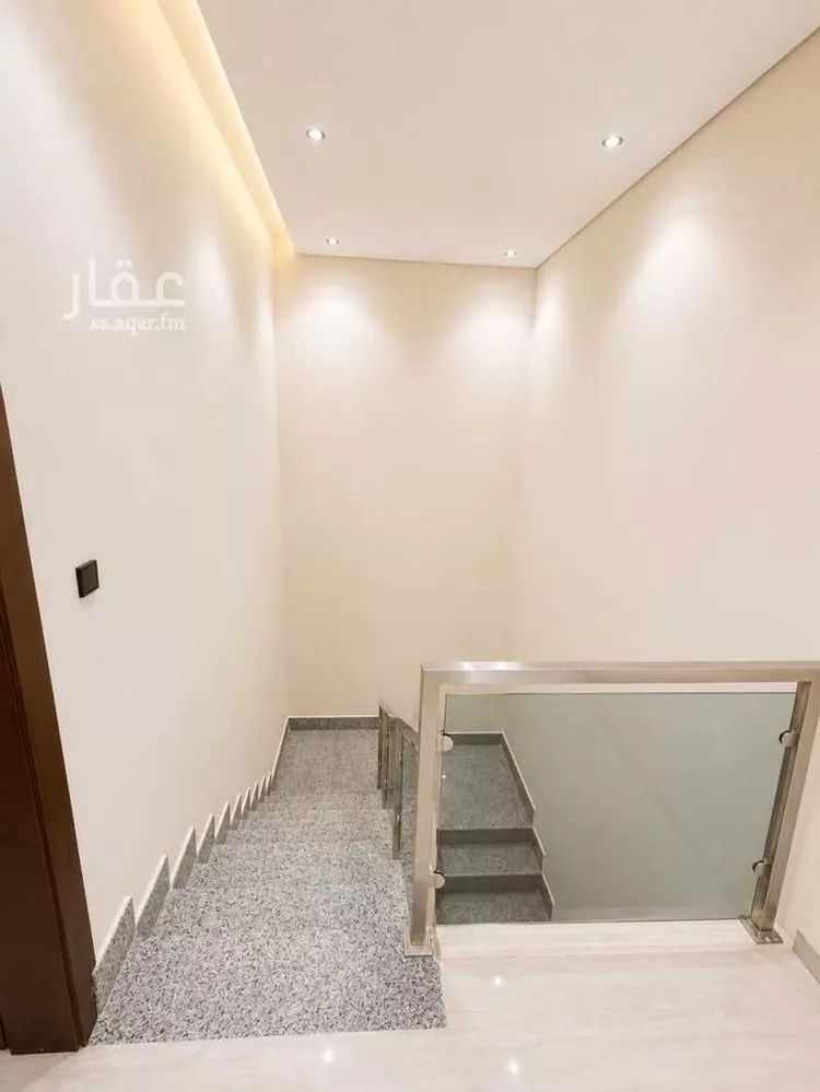 فيلا للبيع في شارع حضارة, حي المعيزيلة, مدينة الرياض, منطقة الرياض 12