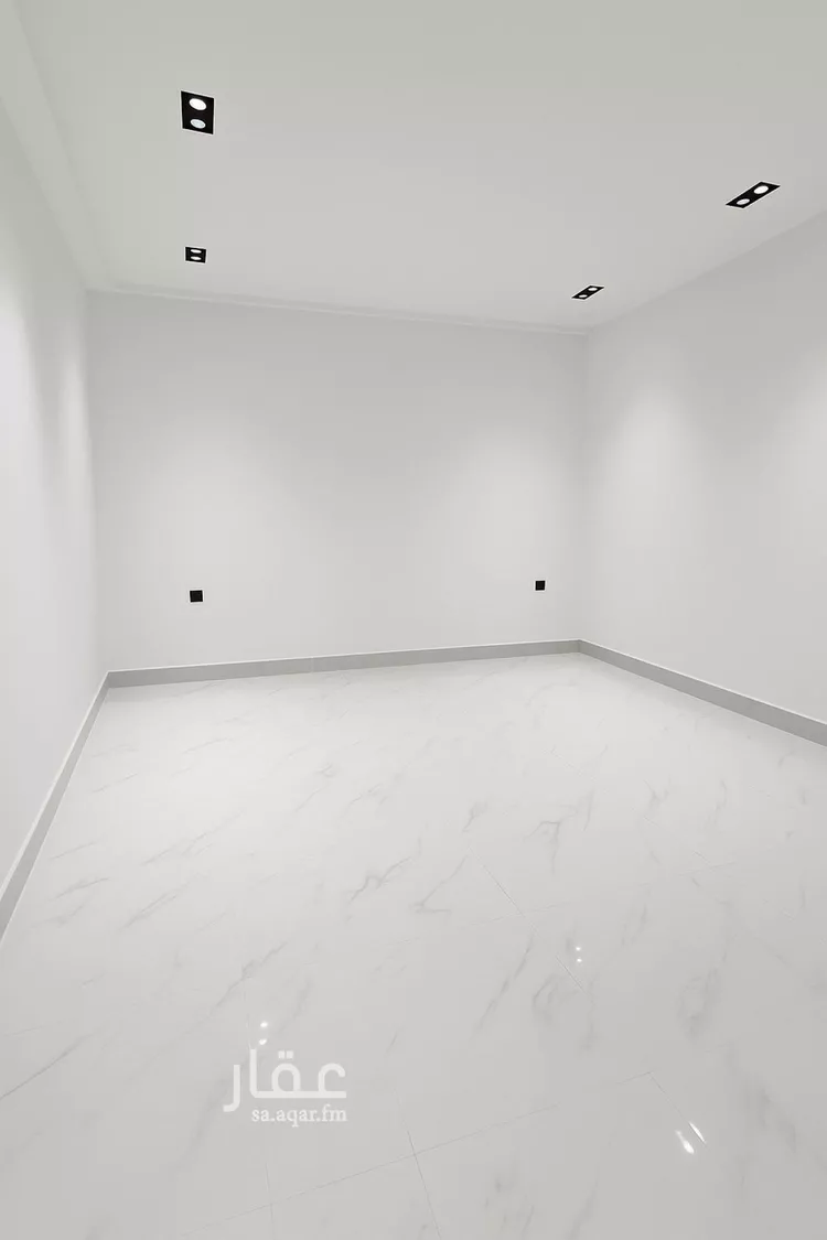 دور للبيع في شارع شارع, حي الجنادرية, مدينة الرياض, منطقة الرياض صورة 3
