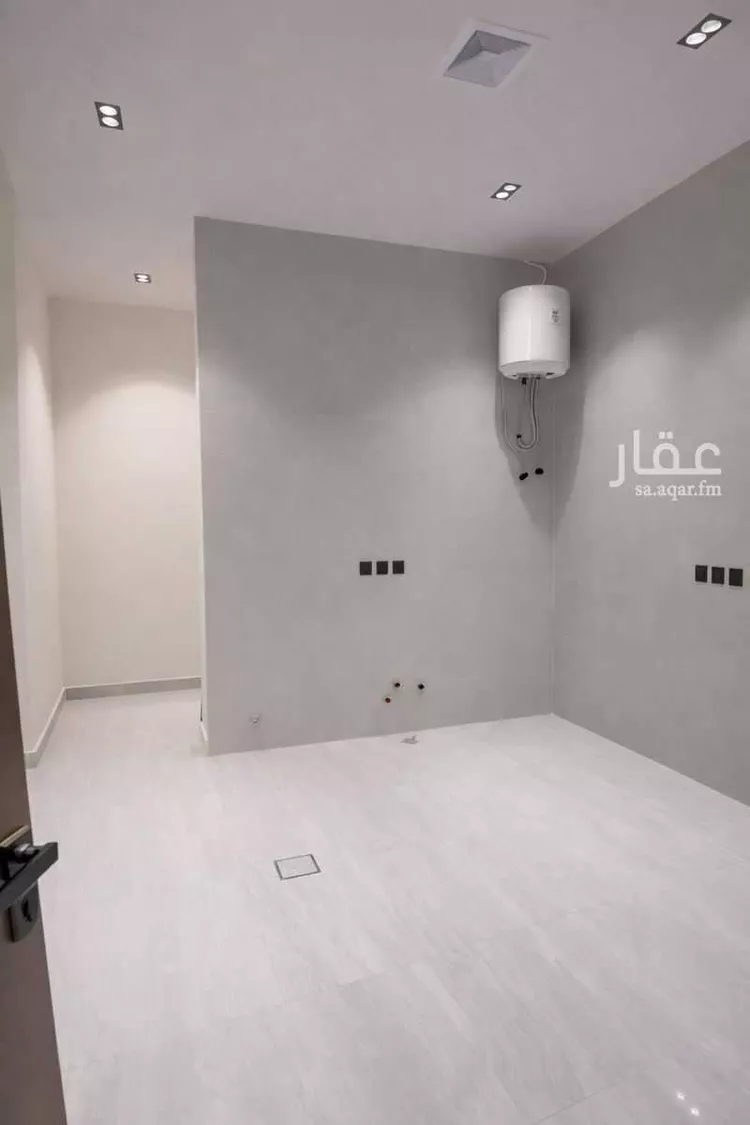 دور للبيع في شارع رقم 15, حي الندوة, مدينة الرياض, منطقة الرياض صورة 2