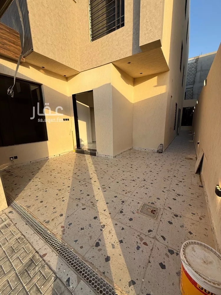 دور للبيع في شارع الجرشي, حي النظيم, مدينة الرياض, منطقة الرياض صورة 2