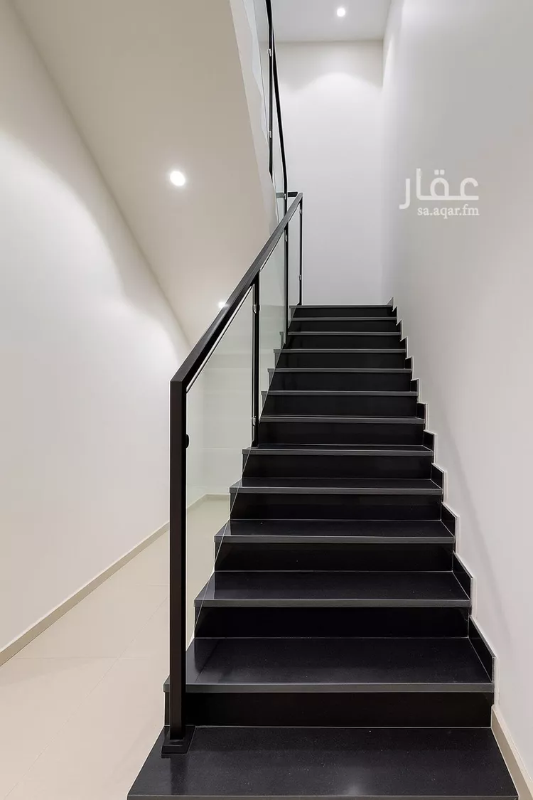 فيلا للبيع في شارع رقم 84, حي الندوة, مدينة الرياض, منطقة الرياض صورة 5