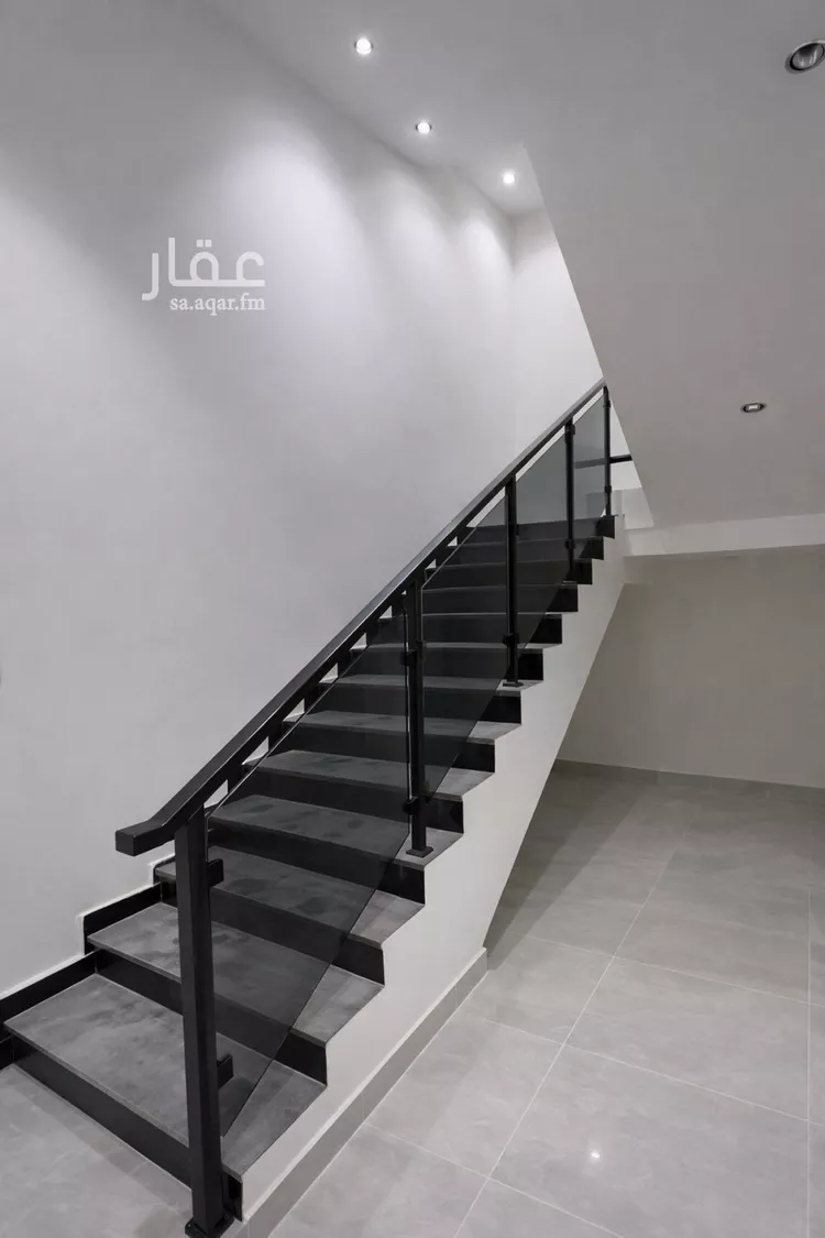 فيلا للبيع في شارع الزلال, حي طيبة, مدينة الرياض, منطقة الرياض صورة 5