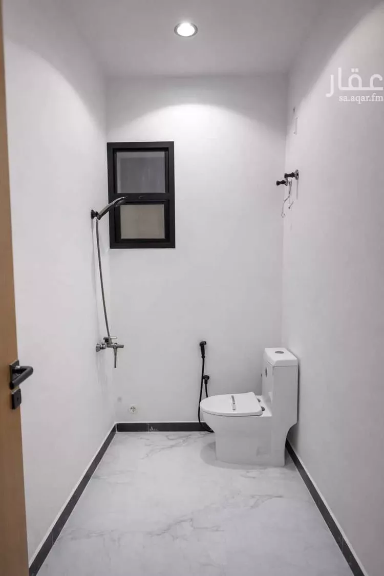 Floor for Sale in Riyadh Al Janadriyah صورة 5