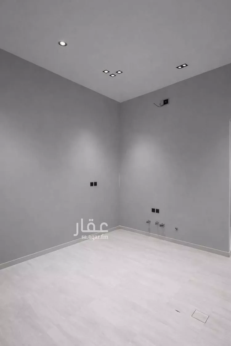 دور للبيع في شارع الصبح الأسفل, حي الجنادرية, مدينة الرياض, منطقة الرياض صورة 4