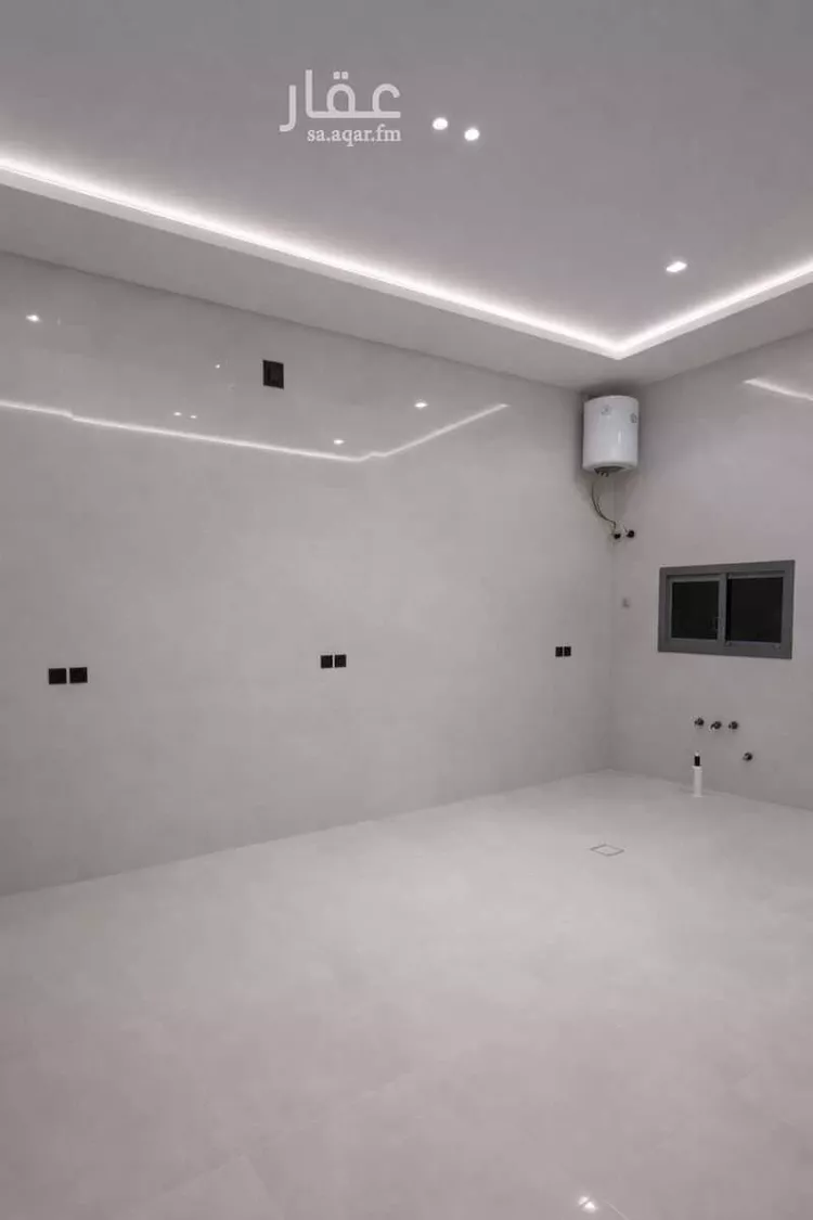 Floor for Sale in Riyadh Al Janadriyah 7