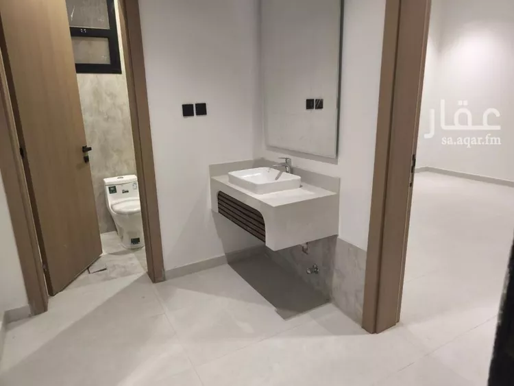 دور للبيع في شارع راعي القاع, حي عكاظ, مدينة الرياض, منطقة الرياض صورة 5