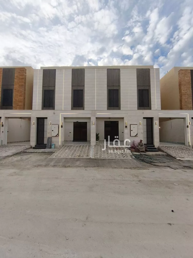 فيلا للبيع في شارع مصطفى الطوسي, حي طويق, مدينة الرياض, منطقة الرياض