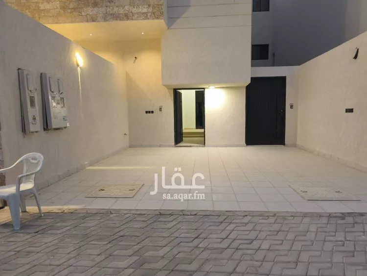 دور للبيع في شارع راعي القاع, حي عكاظ, مدينة الرياض, منطقة الرياض صورة 2