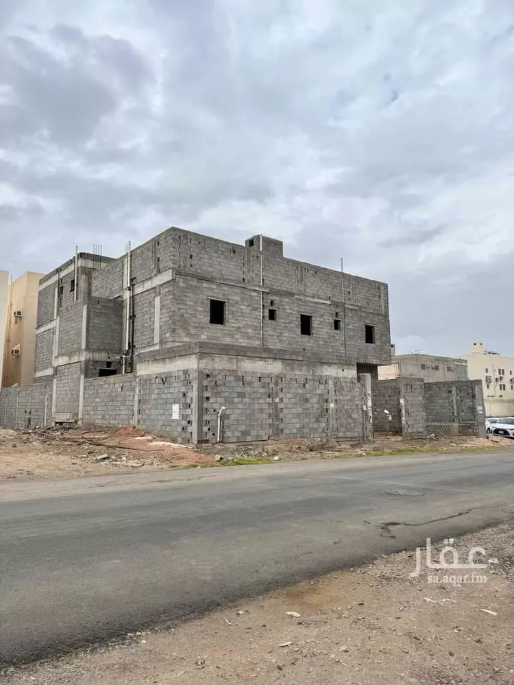 عمارة للبيع في شارع ابن الاحمر, حي الرانوناء, مدينة المدينة المنورة, منطقة المدينة المنورة صورة 2