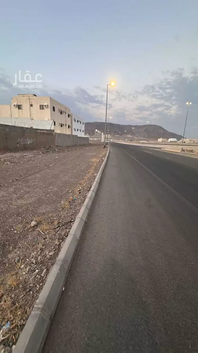 Land for Sale in Medina Khakh