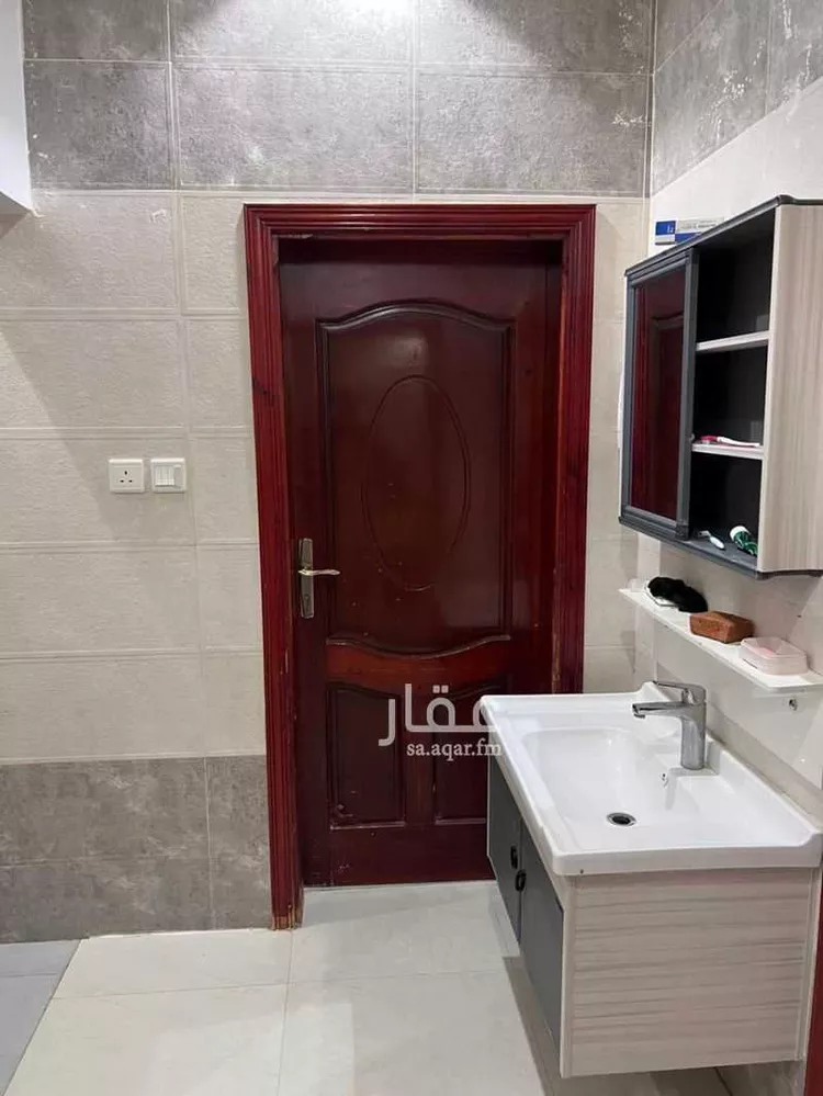 دور للبيع في شارع يوسف بن ادم, حي السلام, مدينة المدينه المنوره, منطقة المدينة المنورة صورة 4