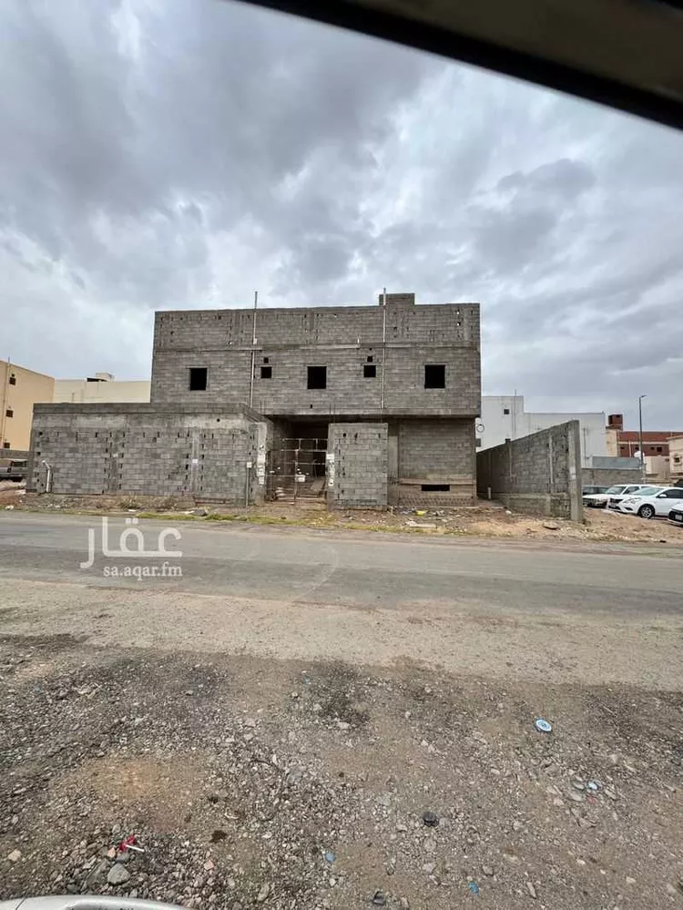 عمارة للبيع في شارع ابن الاحمر, حي الرانوناء, مدينة المدينة المنورة, منطقة المدينة المنورة 1 صورة