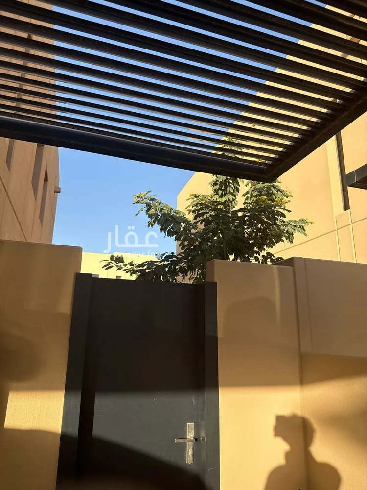 فيلا للبيع في شارع رقم 1017, حي سدرة, مدينة الرياض, منطقة الرياض صورة 4