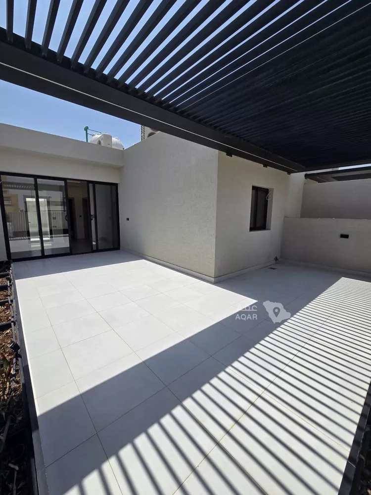 Villa for Sale in Riyadh An Narjis 9