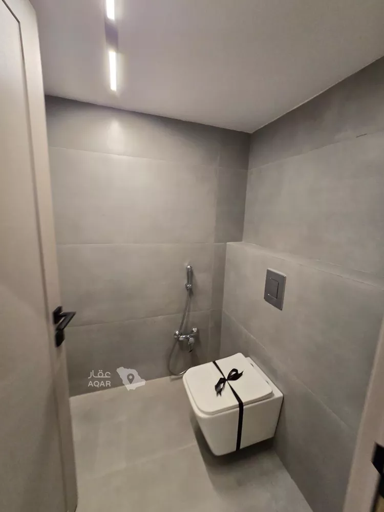 Villa for Sale in Riyadh Al Arid 8