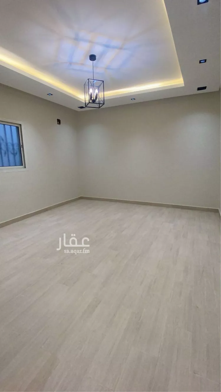 دور للبيع في شارع زينب بنت عمر, حي إشبيلية, مدينة الرياض, منطقة الرياض 8