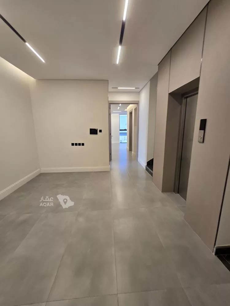 Villa for Sale in Riyadh Al Arid 6