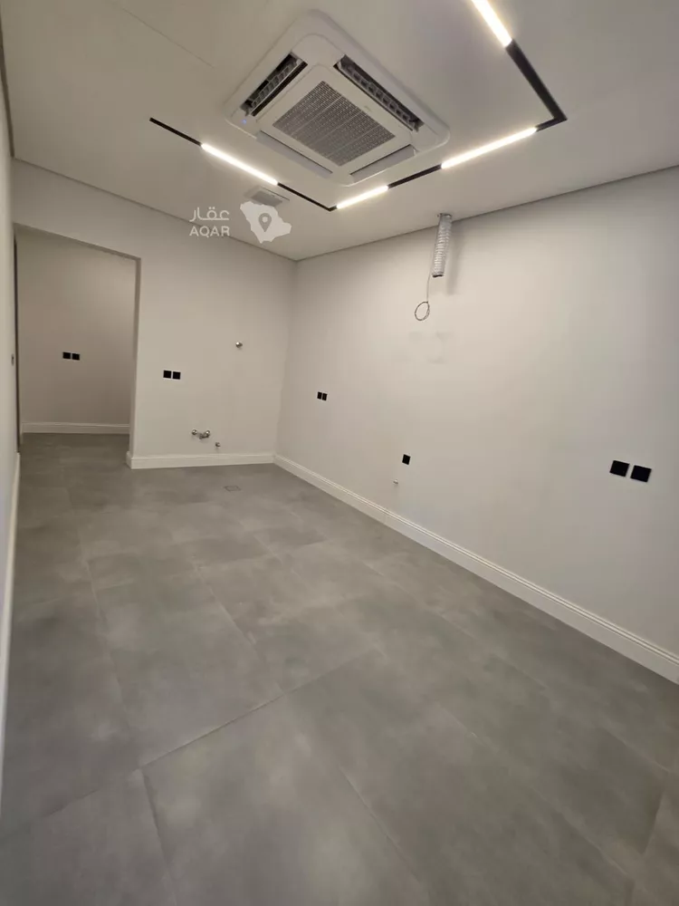 Villa for Sale in Riyadh Al Arid 15