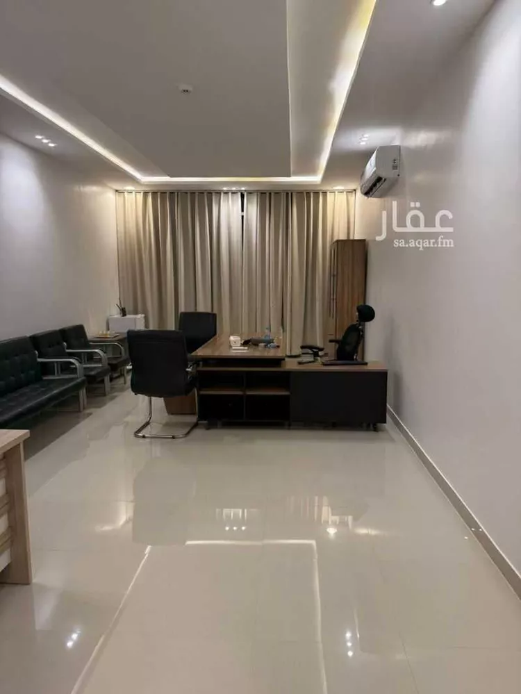 مكتب تجاري للإيجار في شارع طريق طلحة بن عبيد الله, حي السعادة, مدينة الرياض, منطقة الرياض صورة 2