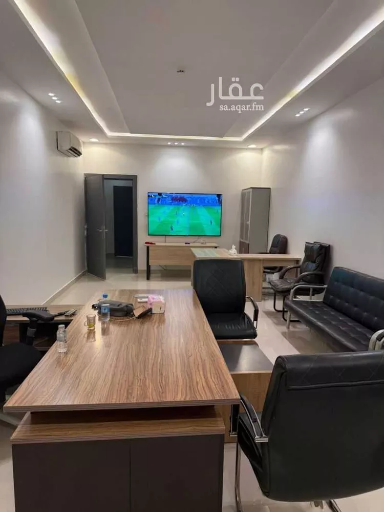 مكتب تجاري للإيجار في شارع طريق طلحة بن عبيد الله, حي السعادة, مدينة الرياض, منطقة الرياض صورة 3