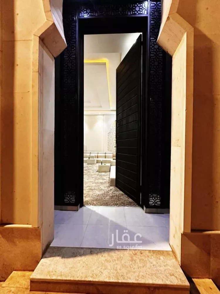 فيلا للبيع في شارع أحمد بن داود الجذامي, حي الرمال, مدينة الرياض, منطقة الرياض صورة 5