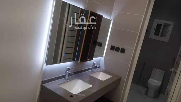 فيلا للبيع في شارع محمد بن محمد سعيد سنبل, حي ضاحية الإسكان, مدينة الطائف, منطقة مكة المكرمة صورة 3