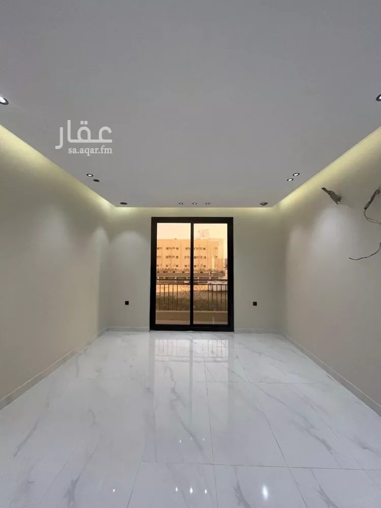 Floor for Sale in Jazan As Safaa 9