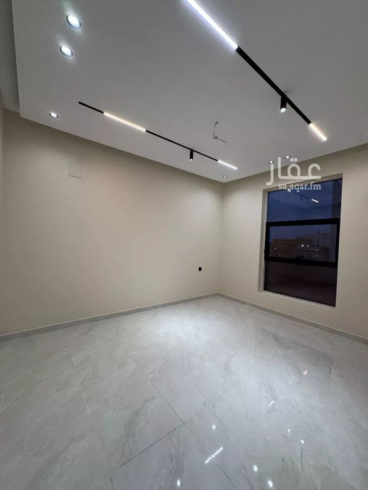 شقة للبيع في شارع عبدالواحد ابن الكاتب, حي السويس 1, مدينة جازان, منطقة جازان صورة 5