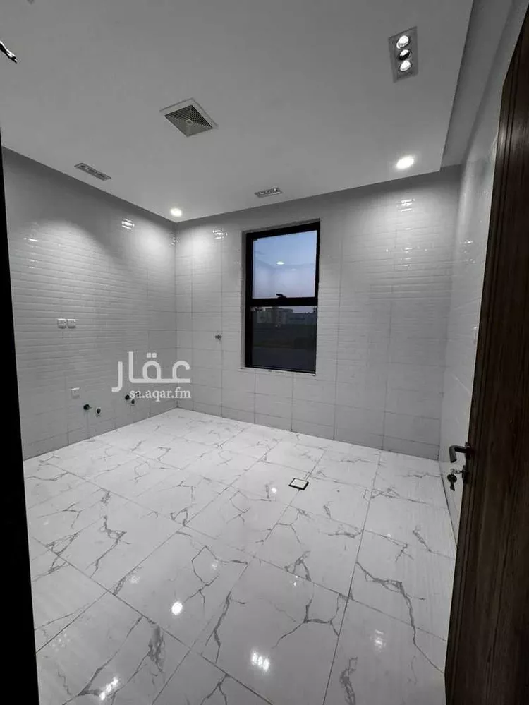 شقة للبيع في شارع عمرو بن الخطاب , حي الرحاب 2, مدينة جازان, منطقة جازان صورة 5