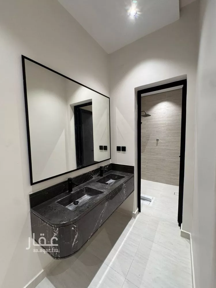 شقة للبيع في شارع اسامة بن حارثة الكلبي, حي الصفاء, مدينة جازان, منطقة جازان صورة 2
