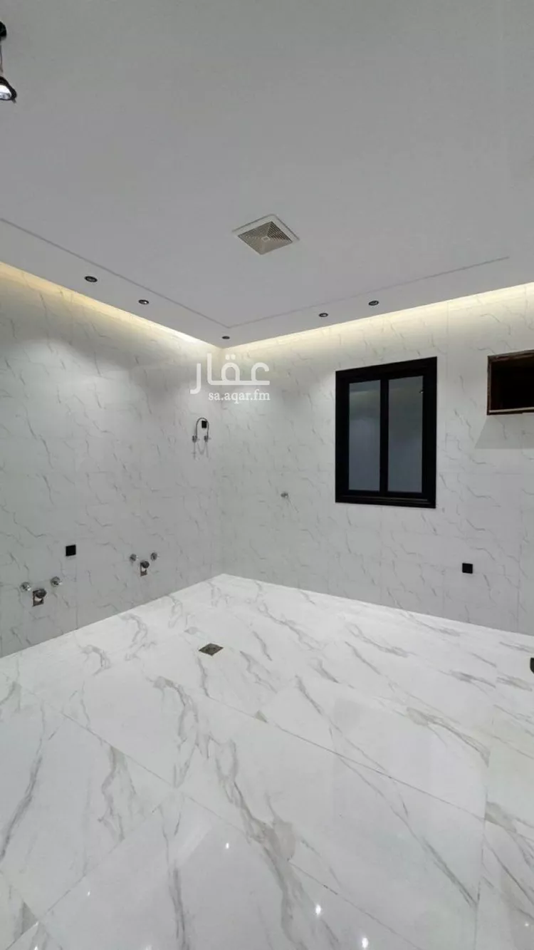 Floor for Sale in Jazan As Suways 9