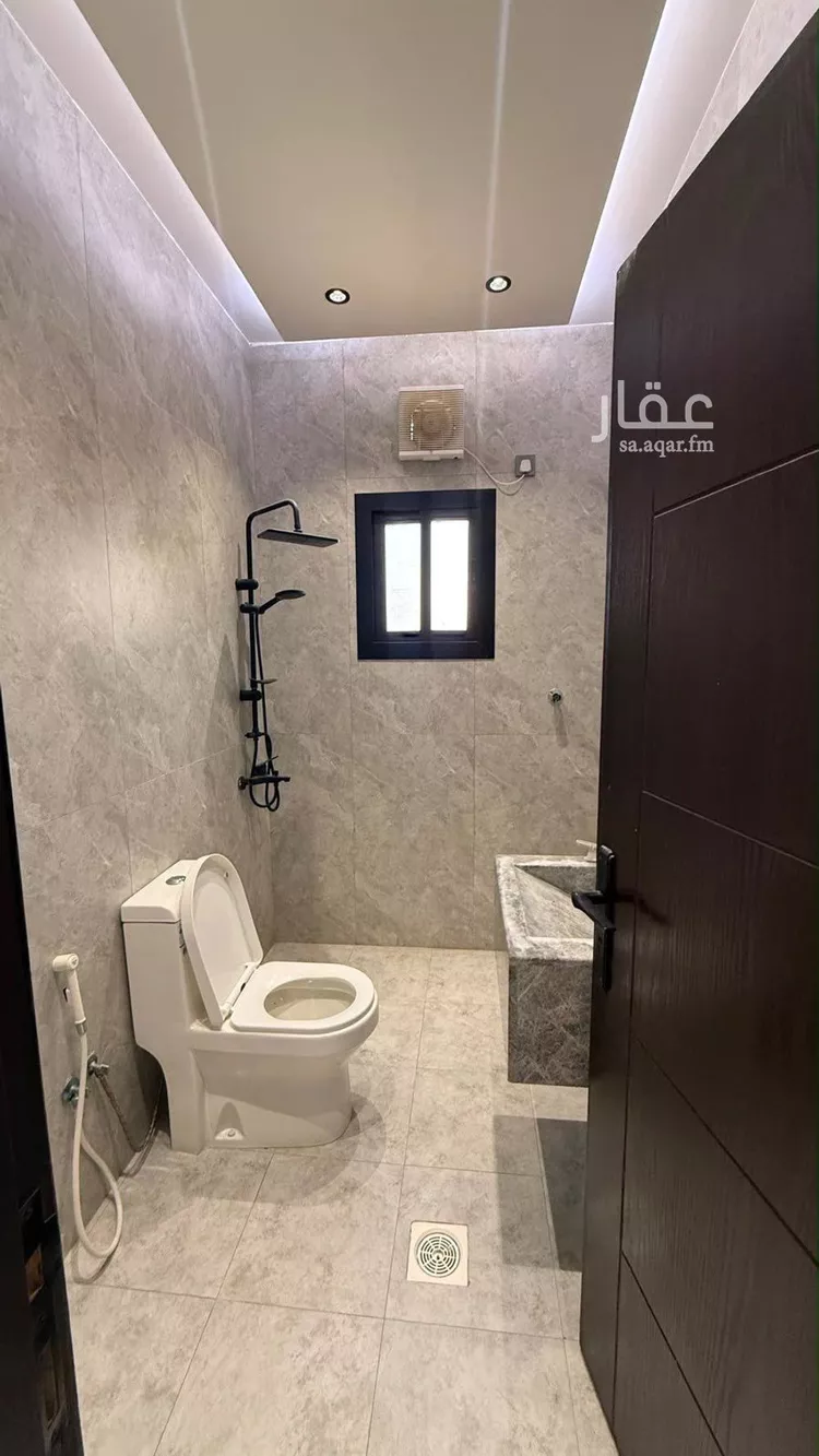 شقة للإيجار في شارع تريمه, حي الرحمانية, مدينة جدة, منطقة مكة المكرمة صورة 3