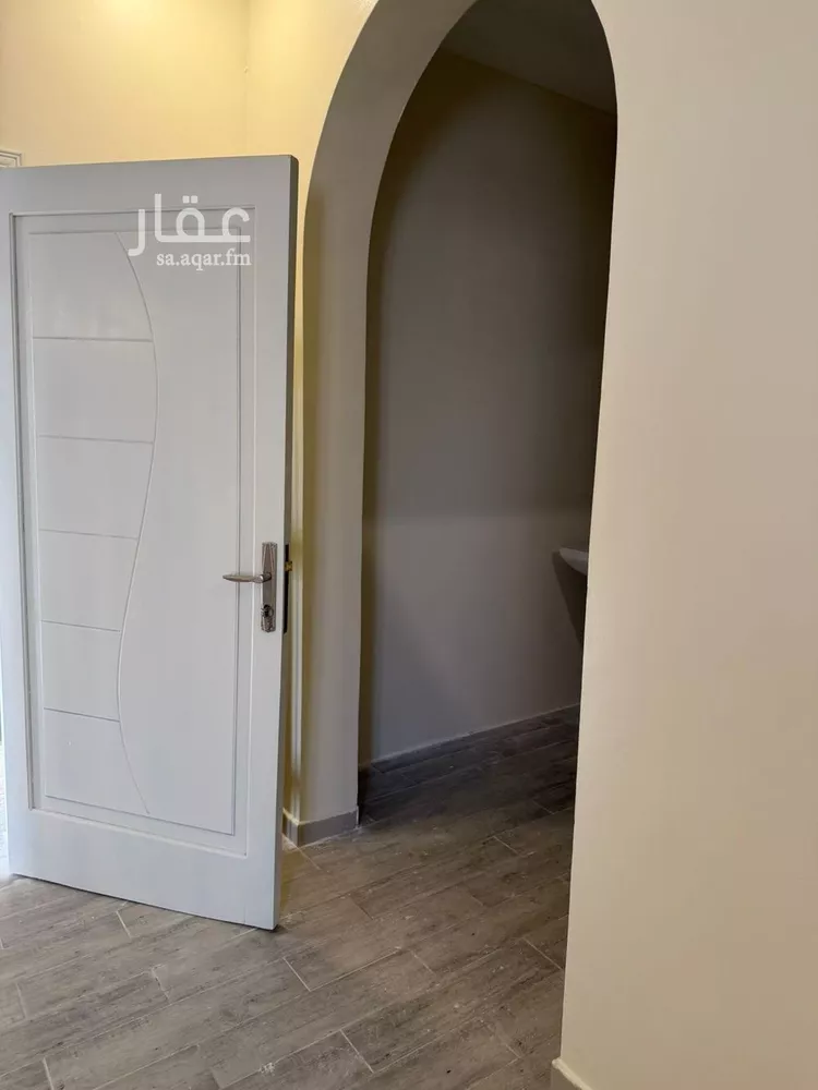 شقة للإيجار في شارع فضيلة الشيخ عبد الله أبو ال, حي الصالحية, مدينة جدة, منطقة مكة المكرمة 1 صورة
