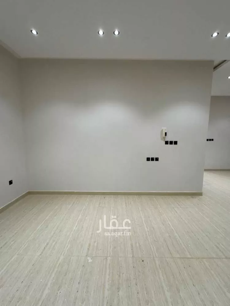 فيلا للإيجار في شارع 6687677, حي بدر, مدينة الرياض, منطقة الرياض 7