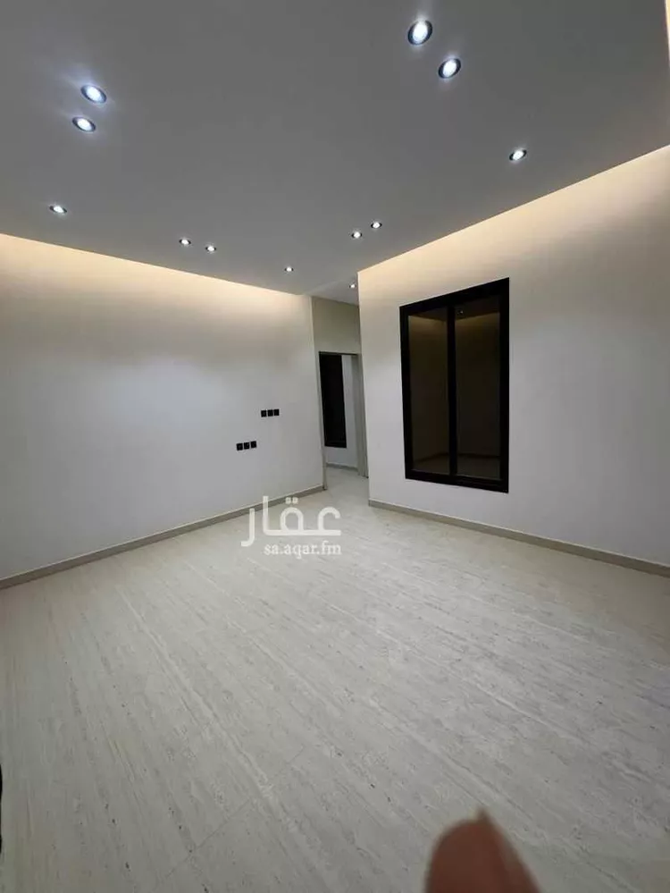 فيلا للإيجار في شارع 6687677, حي بدر, مدينة الرياض, منطقة الرياض 8