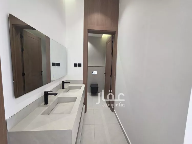 دور للبيع في شارع الرويس, حي بدر, مدينة الرياض, منطقة الرياض 9