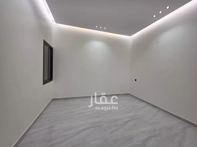 Floor for Sale in Riyadh Badr 8