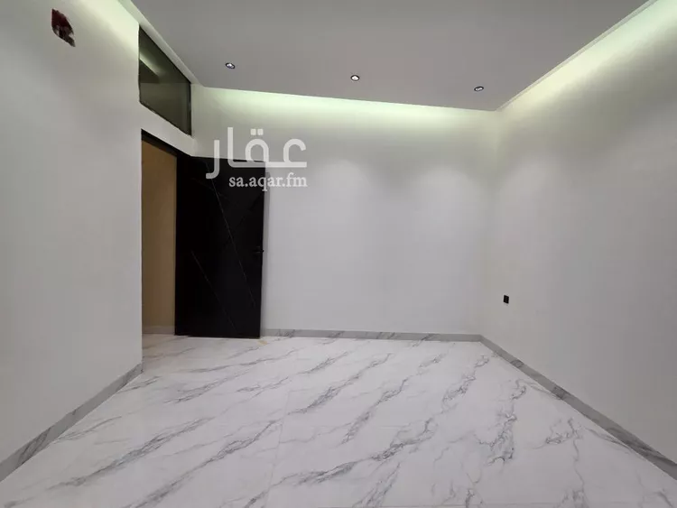 دور للبيع في شارع البطيحة, حي الدار البيضاء, مدينة الرياض, منطقة الرياض 7