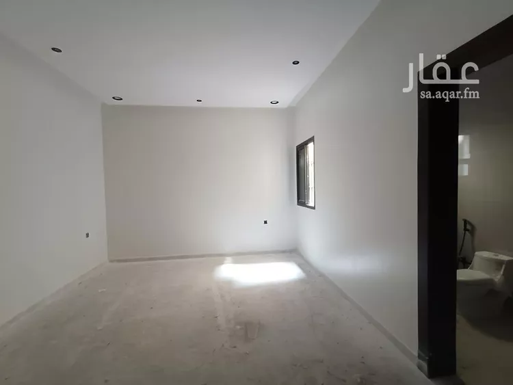 دور للبيع في شارع الاشبيلي, حي الدار البيضاء, مدينة الرياض, منطقة الرياض صورة 3