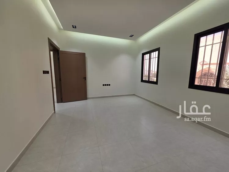 Floor for Sale in Riyadh Badr 6