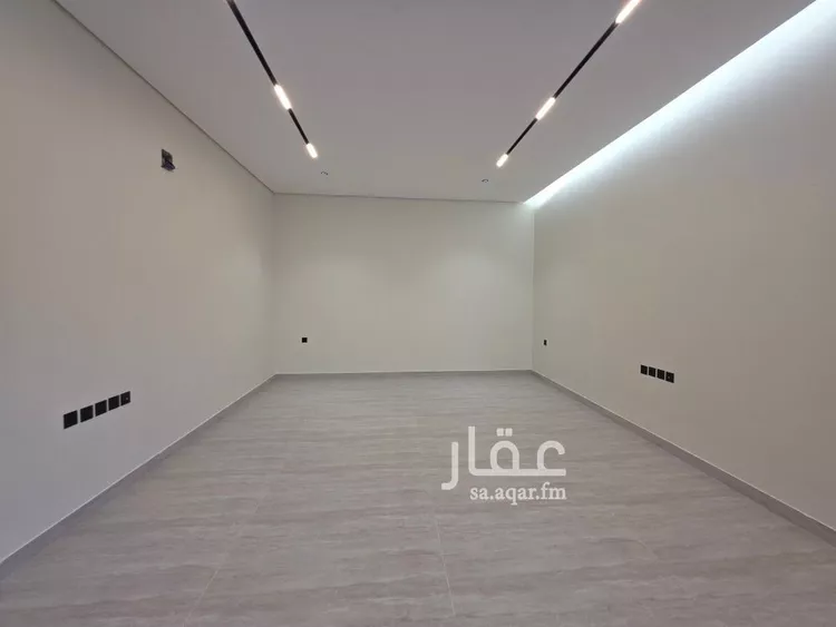 دور للبيع في شارع ميناء عبدالله, حي شبرا, مدينة الرياض, منطقة الرياض 13