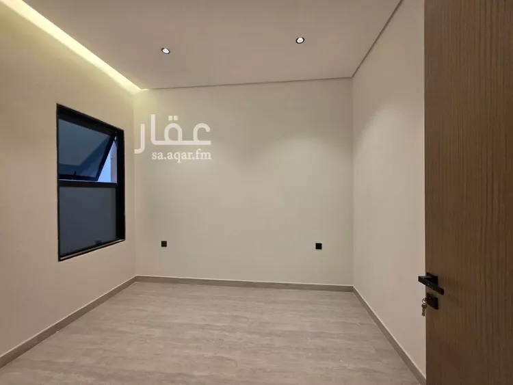 دور للبيع في شارع عمر الرازي, حي الزهرة, مدينة الرياض, منطقة الرياض 12