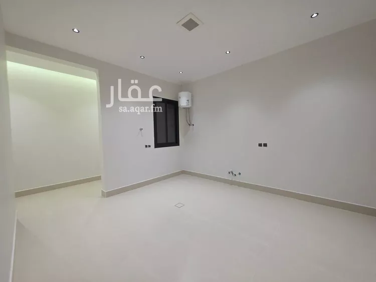 دور للبيع في شارع ابن رمانة, حي بدر, مدينة الرياض, منطقة الرياض 7