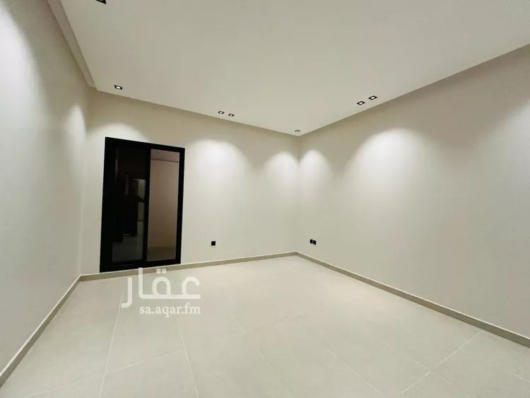 دور للبيع في شارع الخيالة, حي بدر, مدينة الرياض, منطقة الرياض صورة 2