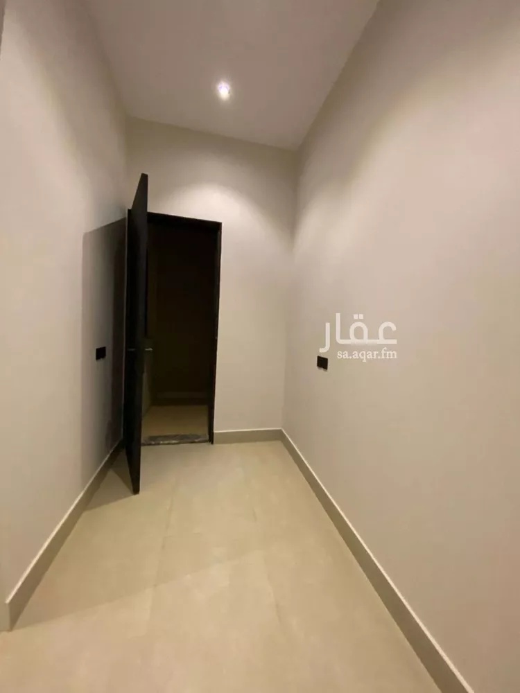 فيلا للبيع في شارع رمانة, حي ظهرة لبن, مدينة الرياض, منطقة الرياض 19