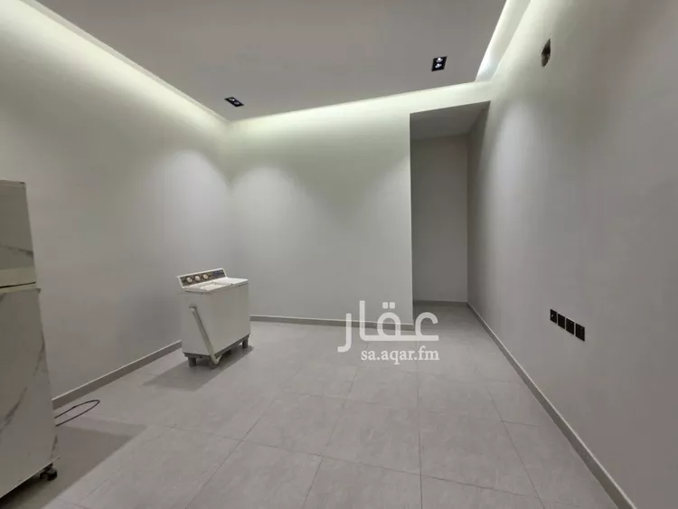 Floor for Sale in Riyadh Badr 9
